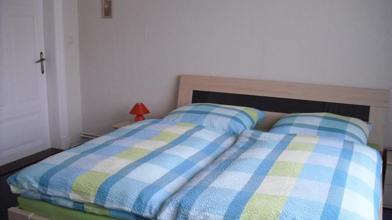 Schlafzimmer-1 Schlafzimmer-1